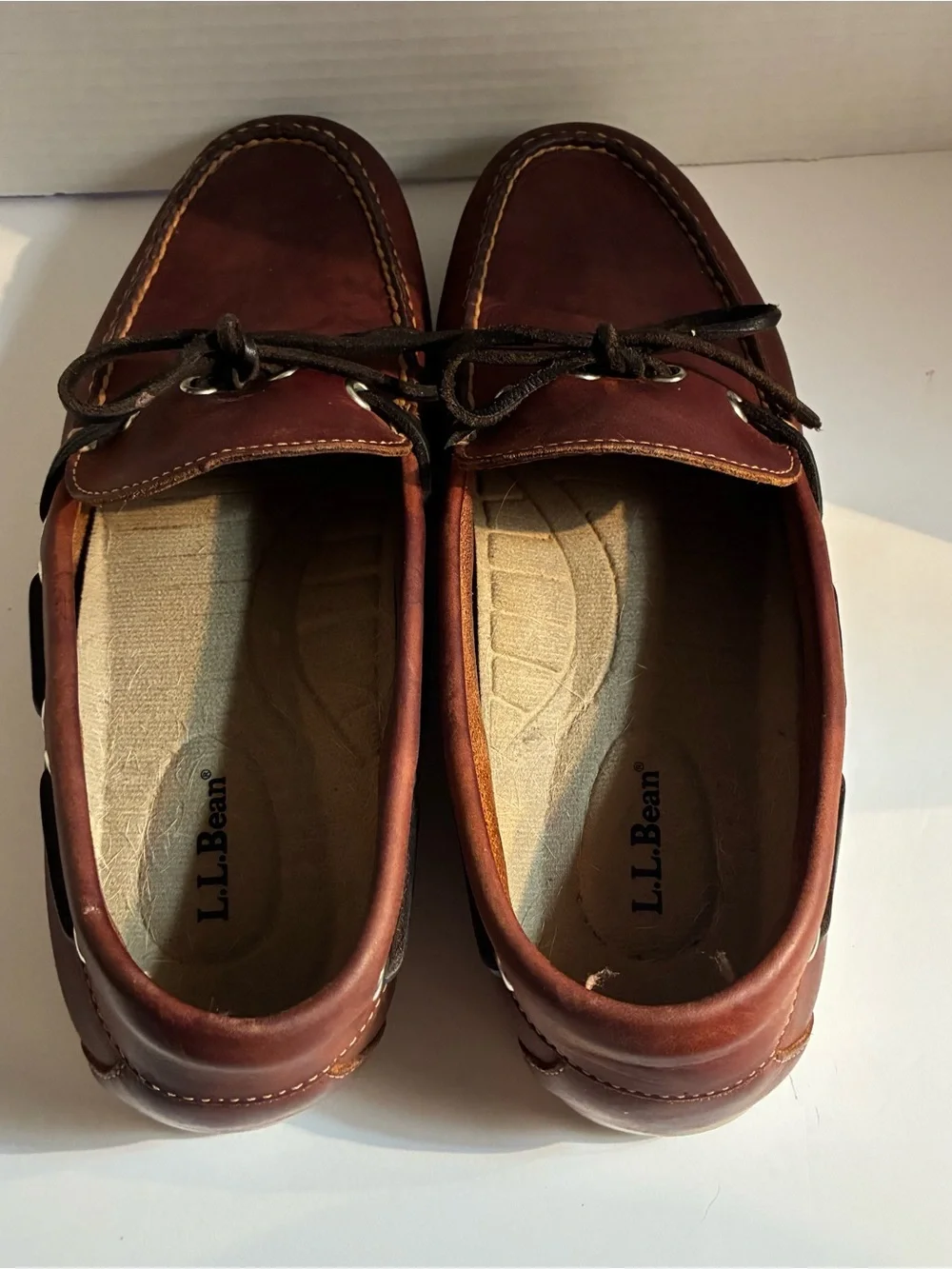 L.L. Bean Men's 8.5 Moccasins Hand Sewn Boat Shoes Leather Brown Loafers